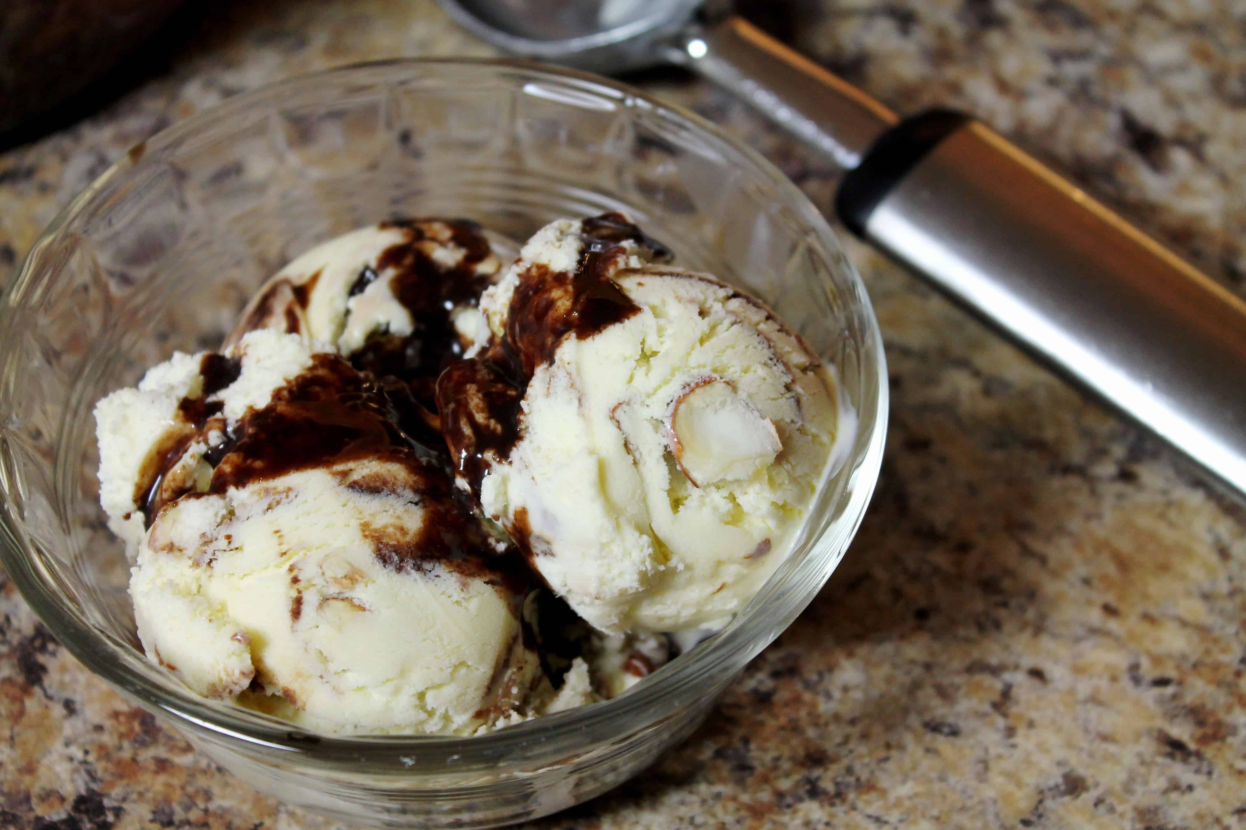 Toasted Almond Ice Cream Sundae Recipe