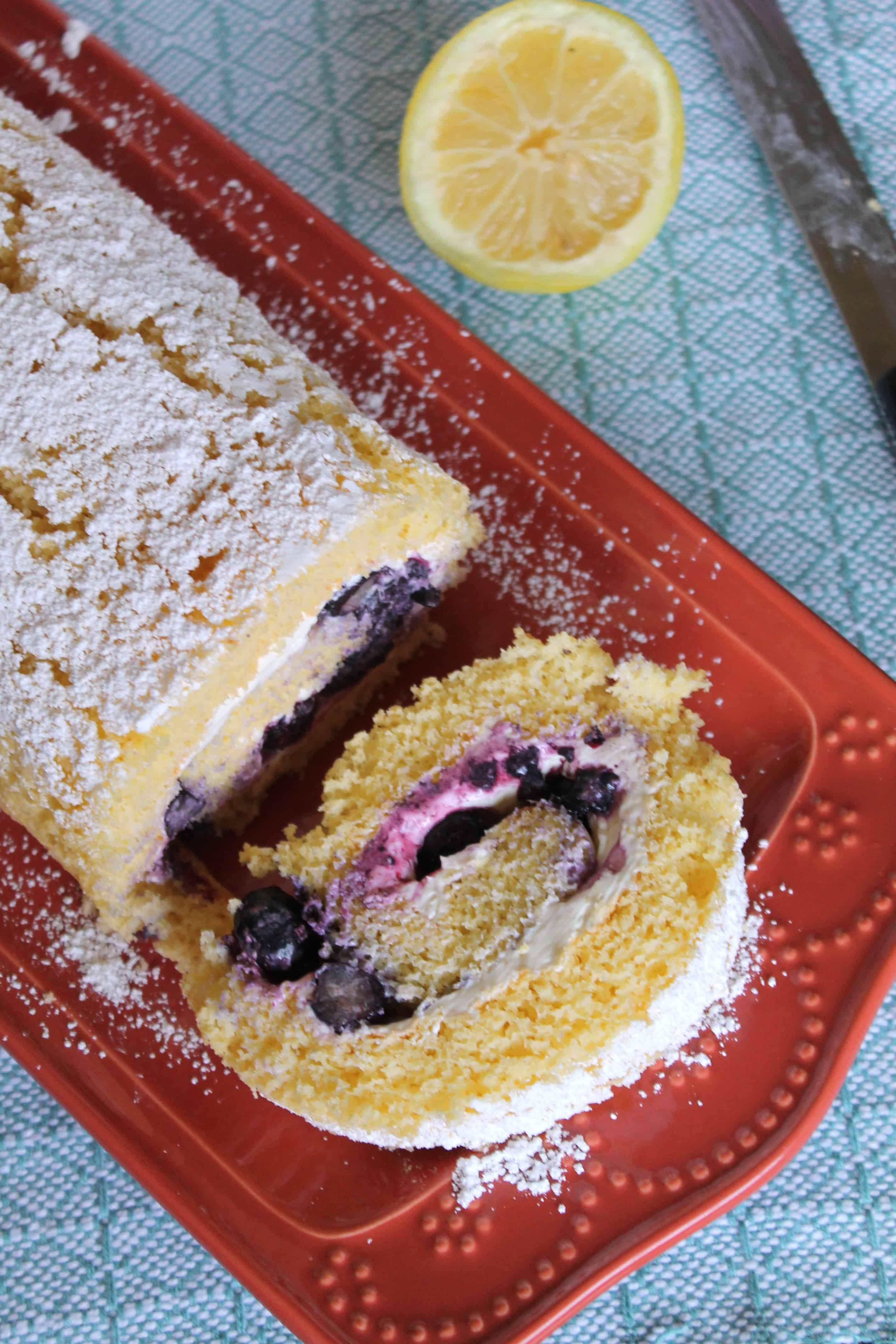 Instagram 上的 \♥ Sweets, Music, Ballet ♥/：「 Blueberry deco roll cake filled  with blueberry mousse 💜 ・ H… | Roll cake, Scrumptious desserts, Cake  decorating supplies
