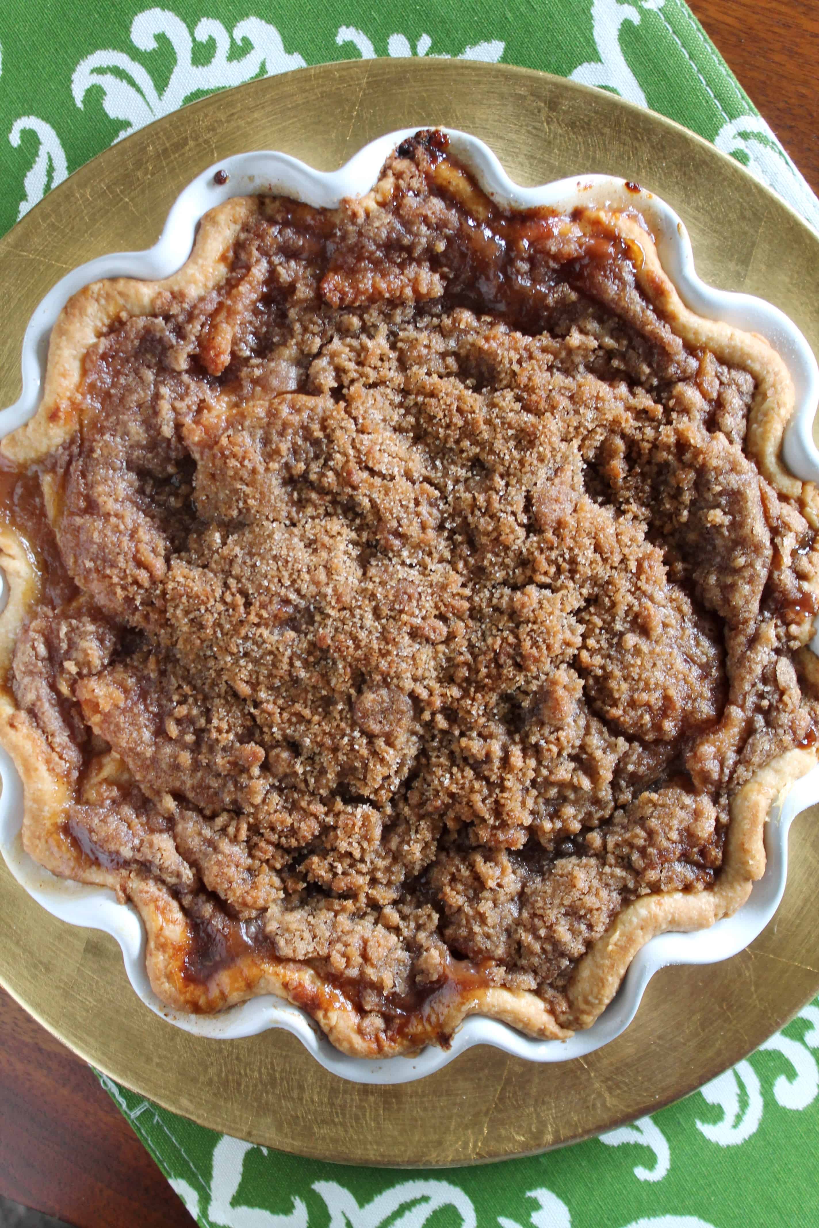 Salted Caramel Apple Pie With Crumble Topping